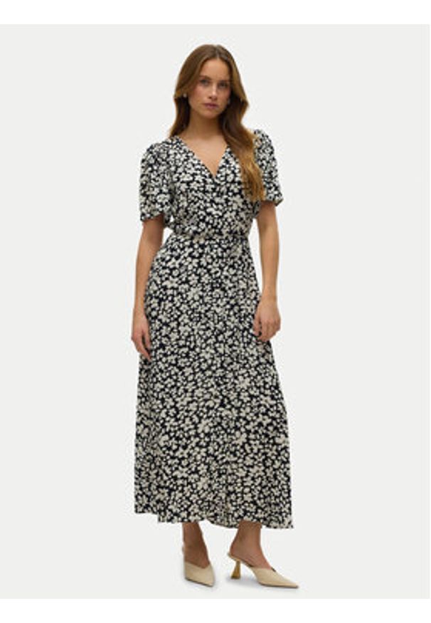 Vero Moda Sukienka letnia Alba 10330301 Czarny Regular Fit. Kolor: czarny. Materiał: wiskoza. Sezon: lato
