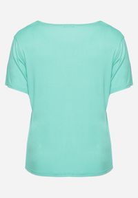 Born2be - Zielony Klasyczny T-shirt z Koronką przy Dekolcie Fioma. Okazja: na spotkanie biznesowe. Kolor: zielony. Materiał: koronka. Wzór: koronka. Styl: klasyczny #3