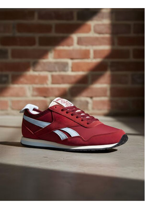 Reebok Sneakersy EO-R400 100239542 Bordowy. Kolor: czerwony. Materiał: materiał