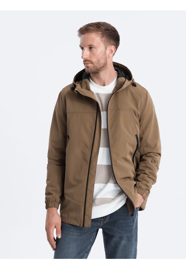 Brązowa kurtka Ombre Clothing na wiosnę