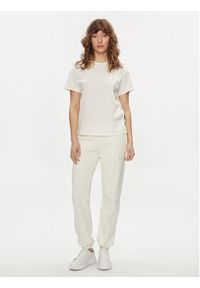Napapijri T-Shirt S-Nina NP0A4H87 Biały Regular Fit. Kolor: biały. Materiał: bawełna #5