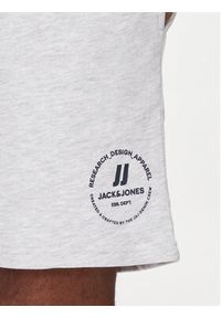 Jack & Jones - Jack&Jones Szorty sportowe Swift 12249922 Biały Comfort Fit. Kolor: biały. Materiał: bawełna. Styl: sportowy #7