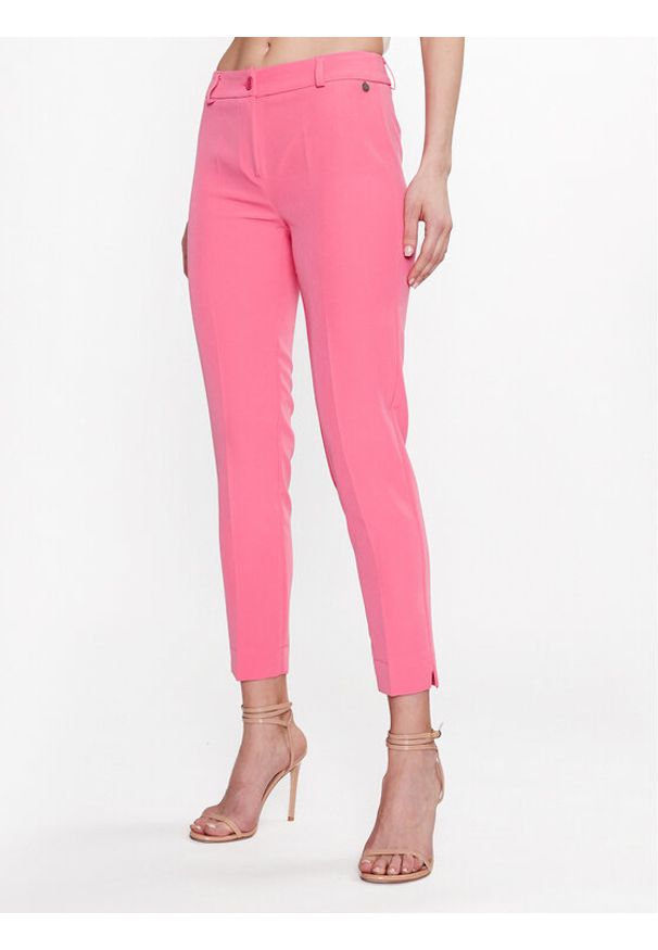 Maryley Spodnie materiałowe 23EB52Z/M08/43FR Różowy Slim Fit. Kolor: różowy. Materiał: materiał, syntetyk