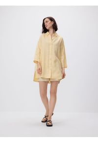 Reserved - Długa lniana koszula - jasnożółty. Kolor: żółty. Materiał: len. Długość: długie