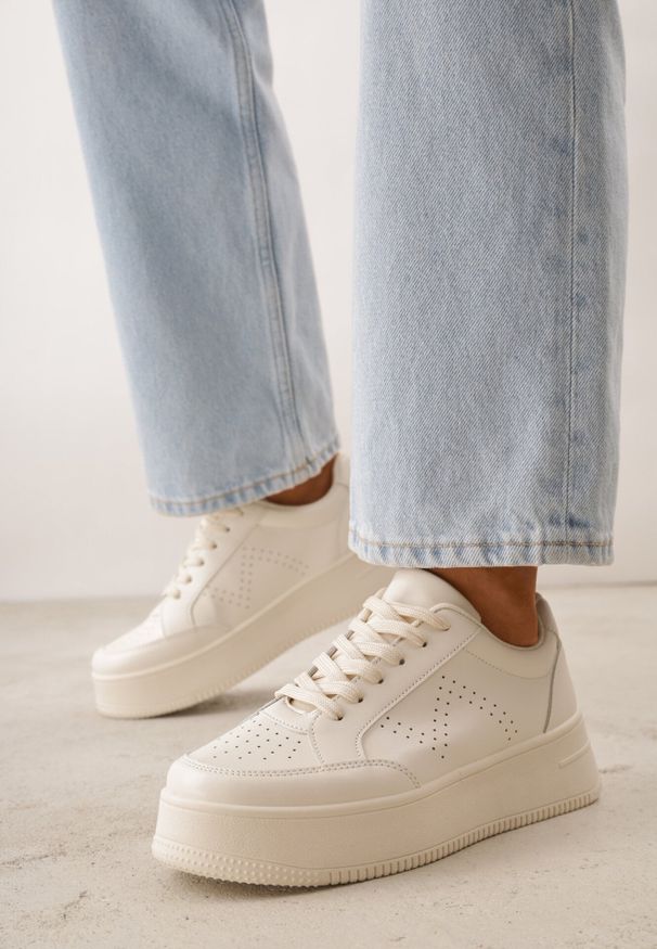 Born2be - Beżowe Sneakersy na Platformie Agnenia. Kolor: beżowy. Obcas: na platformie