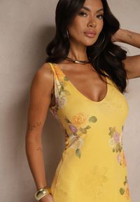 Renee - Żółta Sukienka Siateczkowa w Kwiaty Milosea. Okazja: na co dzień, na imprezę. Kolor: żółty. Wzór: kwiaty. Sezon: lato. Styl: klasyczny, casual #3