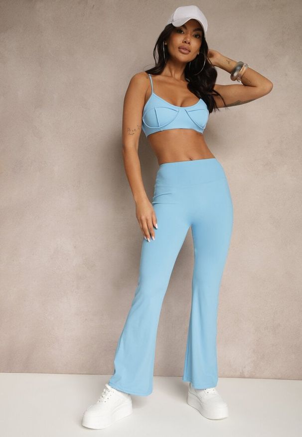 Renee - Niebieskie Spodnie Dzwony Legginsy High Waist Onellin. Okazja: na uczelnię, na co dzień. Stan: podwyższony. Kolor: niebieski. Styl: casual, retro, elegancki