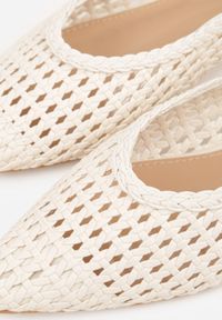 Born2be - Beżowe Plecione Sandały z Noskiem w Szpic i Odkrytą Piętą Safire. Okazja: na co dzień. Zapięcie: bez zapięcia. Kolor: beżowy. Materiał: len. Styl: casual, klasyczny, boho #6