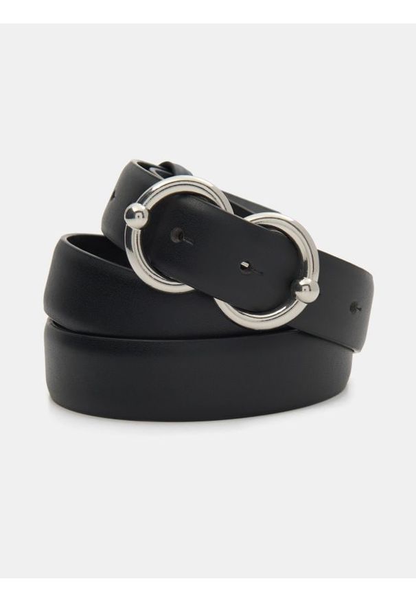 Sinsay - Pasek z imitacji skóry ze srebrną klamrą - czarny. Kolor: czarny. Materiał: skóra