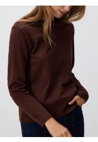 Reserved - Longsleeve z merceryzowanej bawełny - ciemnobrązowy. Kolor: brązowy. Materiał: bawełna. Długość rękawa: długi rękaw