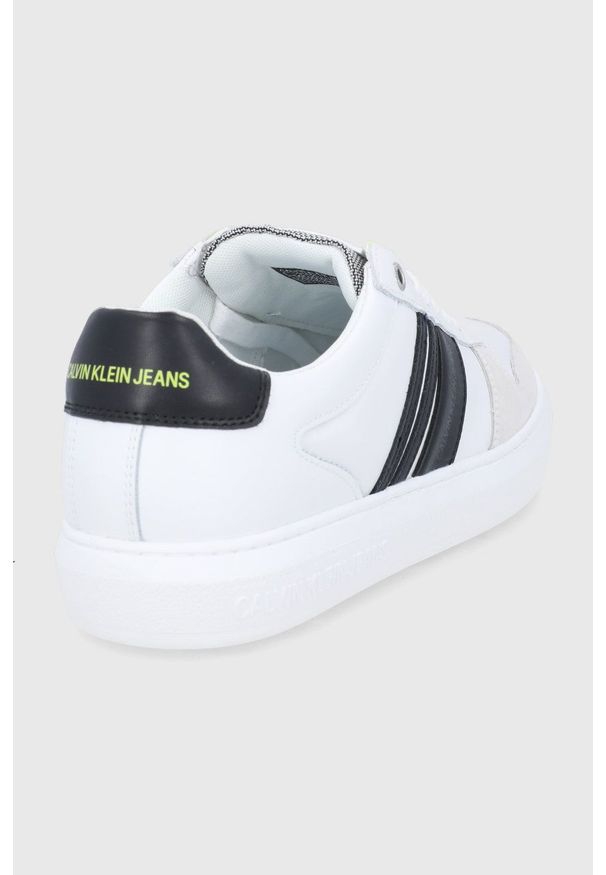 Calvin Klein Jeans - Buty skórzane. Nosek buta: okrągły. Zapięcie: sznurówki. Kolor: biały. Materiał: skóra. Obcas: na obcasie. Wysokość obcasa: niski