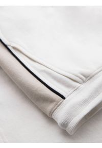 Ombre Clothing - Męskie krótkie spodenki dresowe w szerokie pasy – złamana biel V1 - Rozmiar: L. Okazja: na co dzień. Kolor: biały. Materiał: dresówka. Długość: krótkie. Styl: sportowy, casual #8