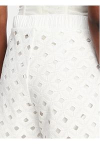 Max Mara Beachwear Szorty materiałowe Bchuguale 2616781039 Biały Regular Fit. Kolor: biały. Materiał: syntetyk #2
