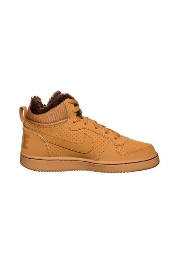 Buty do chodzenia dla dzieci Nike Court Borough Mid Winter. Wysokość cholewki: za kostkę. Zapięcie: sznurówki. Kolor: wielokolorowy, żółty. Materiał: materiał, skóra, syntetyk. Szerokość cholewki: normalna. Model: Nike Court. Sport: turystyka piesza