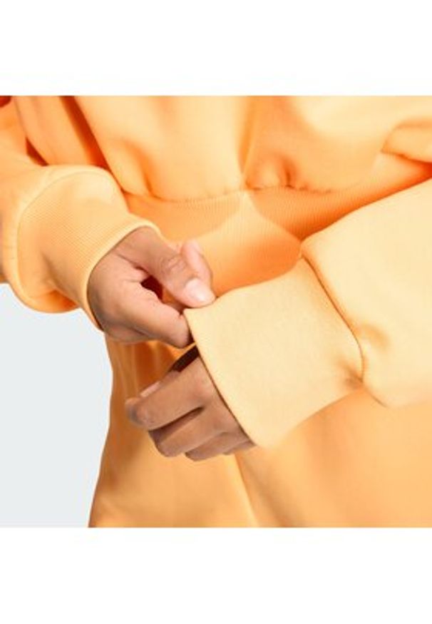 Adidas - adidas Bluza Soft Lux KA7017 Pomarańczowy Loose Fit. Kolor: pomarańczowy. Materiał: syntetyk