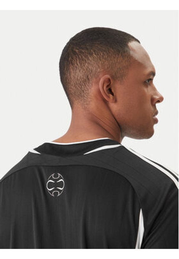 Adidas - adidas T-Shirt adicolor Teamgeist KD5854 Czarny Regular Fit. Kolor: czarny. Materiał: syntetyk