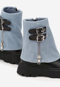 Born2be - Niebieskie Botki w Stylu Workerów z Wywiniętą Cholewką i Metalicznymi Klamrami Falonna. Okazja: na co dzień. Zapięcie: klamry. Kolor: niebieski. Materiał: jeans. Szerokość cholewki: normalna. Styl: klasyczny, casual #3