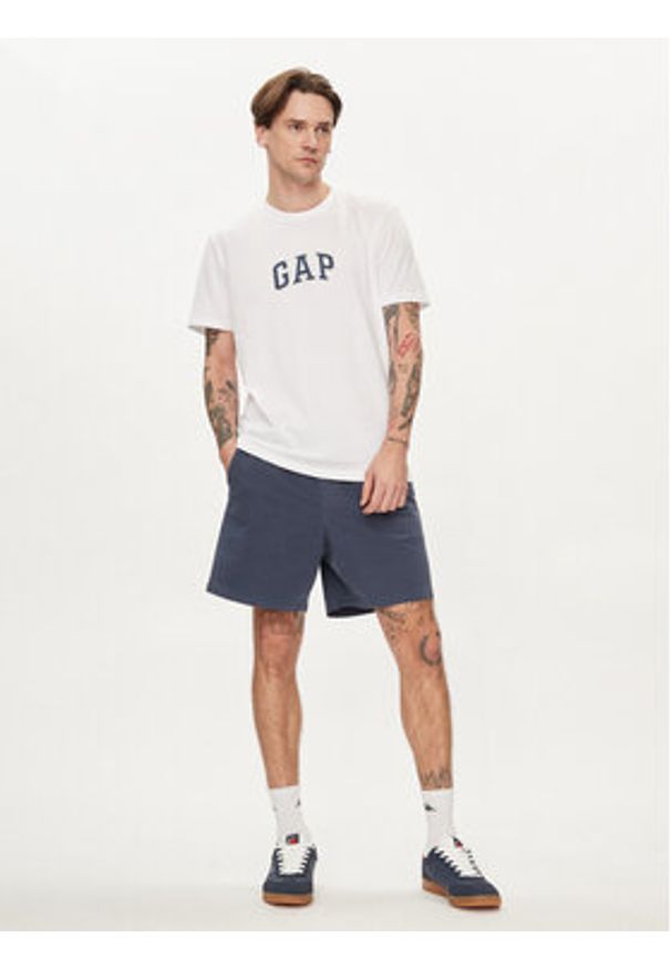 GAP - Gap T-Shirt 570044-00 Biały Regular Fit. Kolor: biały. Materiał: bawełna