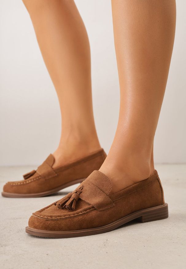 Born2be - Jasnobrązowe Mokasyny VICES ze Skórzaną Wkładką i Frędzlami Leuconisse. Okazja: na co dzień. Kolor: brązowy. Materiał: skóra. Wzór: aplikacja. Styl: casual, elegancki
