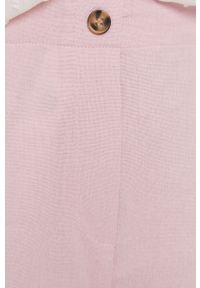Vero Moda Szorty damskie kolor różowy gładkie high waist. Okazja: na co dzień. Stan: podwyższony. Kolor: różowy. Materiał: tkanina. Wzór: gładki. Styl: casual #2