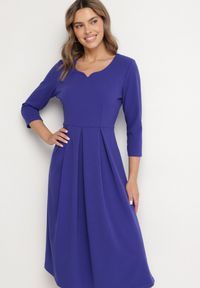 Born2be - Fioletowa Rozkloszowana Sukienka z Rękawem 3/4 Nomiel. Okazja: na spotkanie biznesowe. Typ kołnierza: dekolt w kształcie V. Kolor: fioletowy. Typ sukienki: rozkloszowane. Styl: biznesowy, klasyczny, elegancki #7
