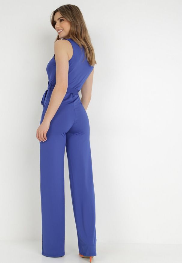 Born2be - Granatowy Kombinezon Chionadina. Kolor: niebieski. Materiał: materiał. Długość rękawa: bez rękawów. Długość: długie. Wzór: gładki. Styl: elegancki