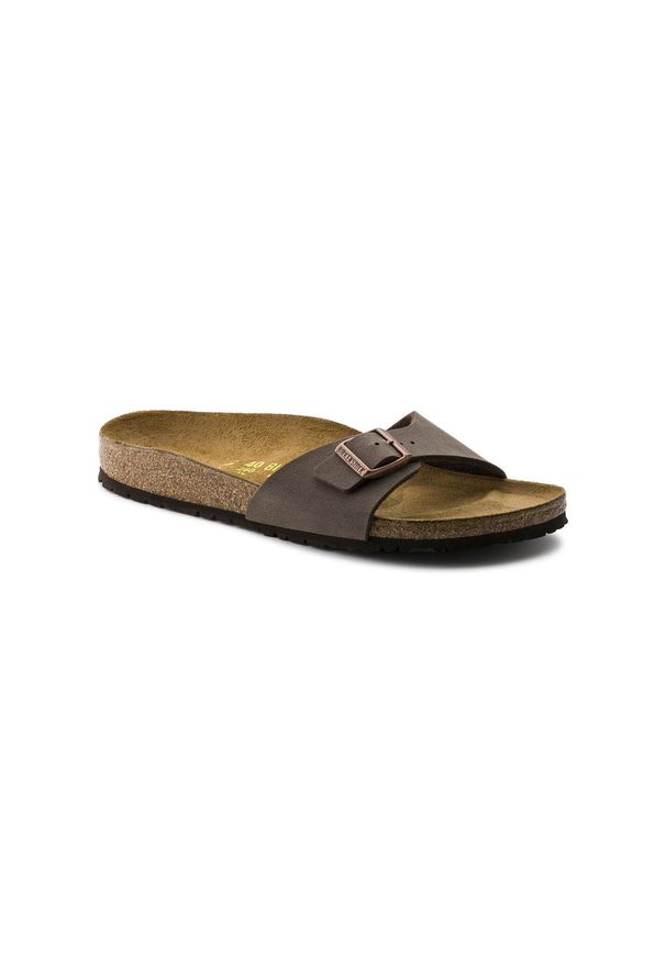 Klapki damskie Birkenstock 040093. Zapięcie: bez zapięcia. Kolor: brązowy. Materiał: guma, syntetyk, materiał. Sport: turystyka piesza