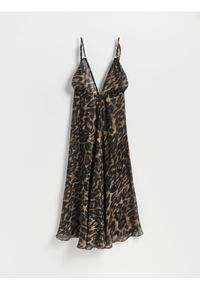 Reserved - Narzutka plażowa ze zwierzęcym wzorem - brązowy. Okazja: na plażę. Kolor: brązowy. Materiał: tkanina. Wzór: motyw zwierzęcy #1