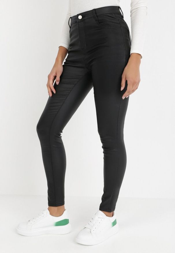 Born2be - Czarne Spodnie Skinny Phyneo. Kolor: czarny. Materiał: materiał. Wzór: aplikacja