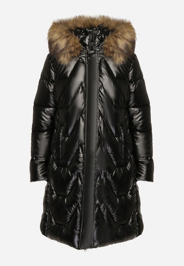 Born2be - Czarno-Brązowa Zimowa Kurtka Pikowana o Długim Kroju z Kapturem z Odpinanym Futrem Lilareen. Okazja: na co dzień. Typ kołnierza: kaptur. Kolor: czarny. Materiał: futro. Długość: długie. Sezon: zima. Styl: casual, elegancki