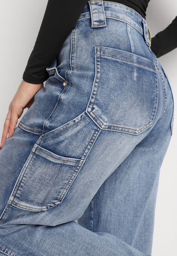 Born2be - Jasnoniebieskie Jeansy z Szerokimi Nogawkami i Wysokim Stanem Asphira. Okazja: na co dzień. Stan: podwyższony. Kolor: niebieski. Styl: casual, retro