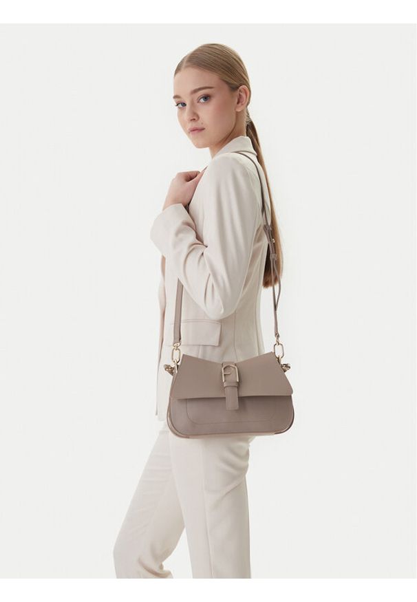 Furla Torebka Flow WB00996-BX2045-1257S-1007 Beżowy. Kolor: beżowy. Materiał: skórzane