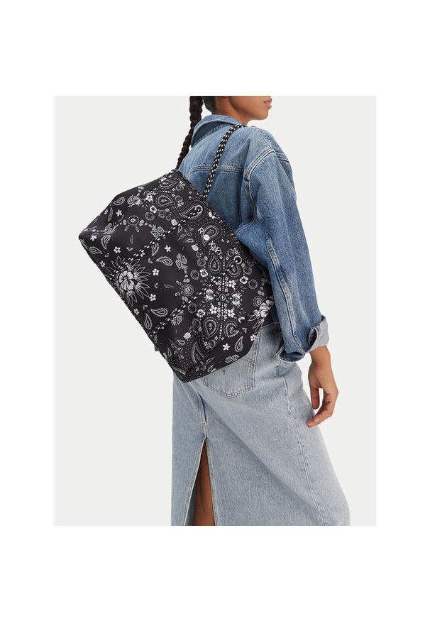 Torebka Roxy. Kolor: czarny