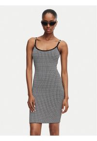Guess Sukienka codzienna W6YKAU Z1661 Czarny Slim Fit. Okazja: na co dzień. Kolor: czarny. Materiał: syntetyk. Typ sukienki: proste. Styl: casual #1
