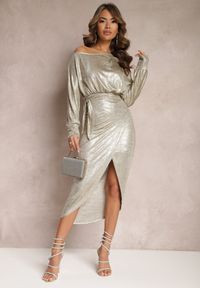 Renee - Złota Metaliczna Sukienka Asymetryczna z Wiązaniem Bellita. Kolor: złoty. Materiał: tkanina. Typ sukienki: asymetryczne. Długość: midi #1
