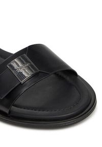Calvin Klein Sandały Flat Sandal W/Ck Hw - Lth HW0HW02367 Czarny. Kolor: czarny. Materiał: skóra