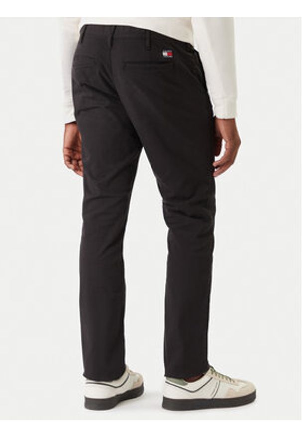 Tommy Jeans Spodnie materiałowe Scanton DM0DM22404 Czarny Slim Fit. Kolor: czarny. Materiał: bawełna