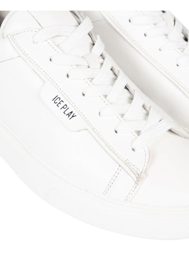 Ice Play Sneakersy | TENDER001M3L1 | Mężczyzna | Biały. Okazja: na co dzień, na spacer. Nosek buta: okrągły. Kolor: biały. Materiał: skóra. Sport: turystyka piesza