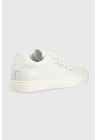 Calvin Klein sneakersy skórzane kolor biały. Nosek buta: okrągły. Zapięcie: sznurówki. Kolor: biały. Materiał: guma #4