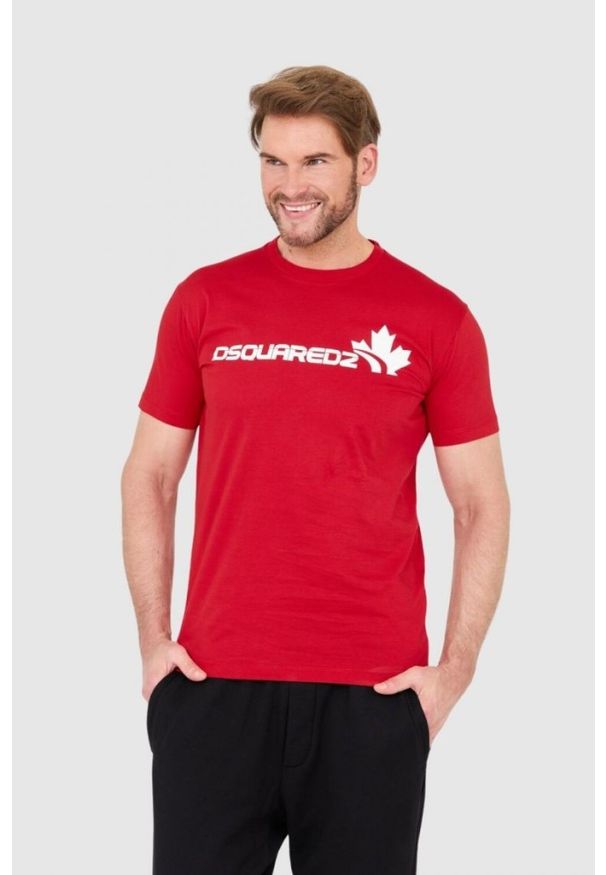 DSQUARED2 Czerwony bawełniany t-shirt z dużym logo. Kolor: czerwony. Materiał: bawełna