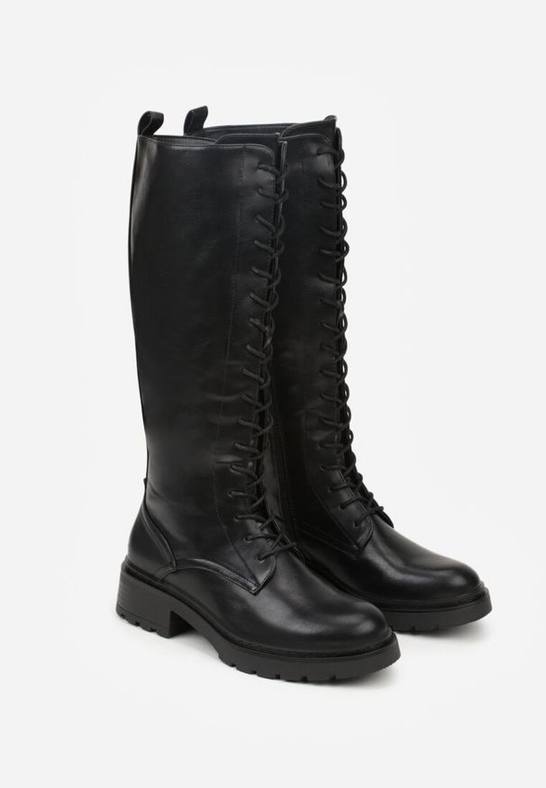 Born2be - Czarne Kozaki w Stylu Workerów Cahrarah. Okazja: na co dzień. Kolor: czarny. Styl: casual