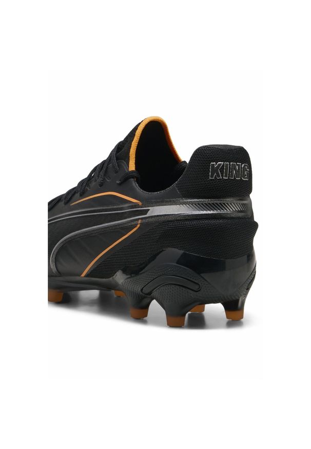 Puma - Buty piłkarskie KING ULTIMATE FG/AG PUMA Black Heat Fire Silver Orange Metallic. Kolor: wielokolorowy, pomarańczowy, żółty, czarny, szary. Sport: piłka nożna