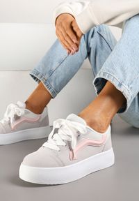 Renee - Szare Sneakersy Kultowe Tenisówki na Grubej Podeszwie Nurisora. Okazja: na co dzień. Nosek buta: okrągły. Kolor: szary. Materiał: jeans. Szerokość cholewki: normalna #1