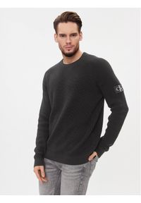 Calvin Klein Jeans Sweter J30J323989 Czarny Regular Fit. Kolor: czarny. Materiał: bawełna