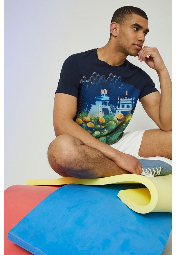medicine - Medicine t-shirt bawełniany kolor granatowy z nadrukiem. Kolor: niebieski. Materiał: bawełna. Wzór: nadruk