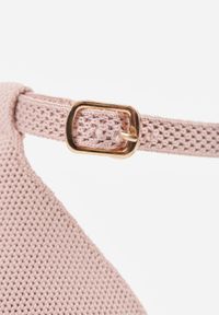 Born2be - Różowe Strukturalne Czółenka VICES na Słupku z Paskiem wokół Kostki Kallimei. Okazja: na co dzień, na spotkanie biznesowe. Zapięcie: pasek. Kolor: różowy. Materiał: jeans. Obcas: na słupku. Styl: casual, biznesowy, elegancki #3