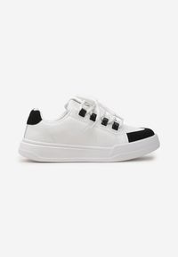 Born2be - Biało-Czarne Sneakersy Wonaria. Nosek buta: okrągły. Kolor: biały. Materiał: skóra ekologiczna, zamsz. Szerokość cholewki: normalna. Obcas: na płaskiej podeszwie #5