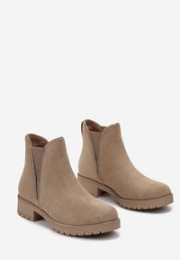 Born2be - Ciemnobeżowe Botki z Wstawką w Cyrkonie Papines. Kolor: beżowy. Sezon: jesień #2