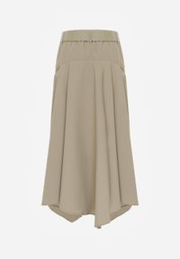 Born2be - Zielona Rozkloszowana Spódnica z Ozdobnym Paskiem i Asymetrycznym Dołem Pillen. Okazja: na co dzień, do pracy. Kolor: zielony. Materiał: skóra. Długość: długie. Styl: casual, elegancki #4