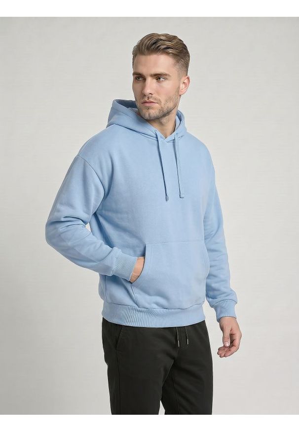 Sinsay - Bluza z kapturem comfort fit z domieszką bawełny - niebieski. Typ kołnierza: kaptur. Kolor: niebieski. Materiał: bawełna